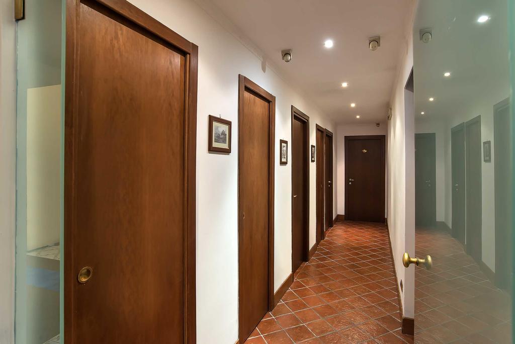 Hotel Caracciolo Roma Exterior foto